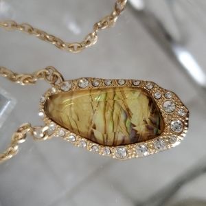 STONE NECKLACE
